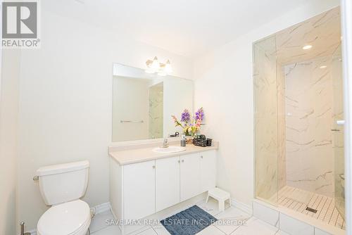 2101 Prestonvale Road, Clarington, ON - Indoor Photo Showing Bathroom