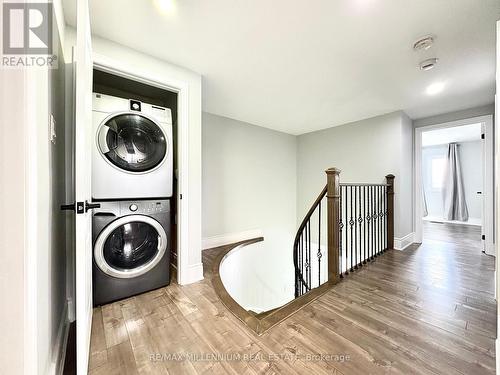 28 Hendricks Crescent, Brampton, ON - Indoor Photo Showing Laundry Room
