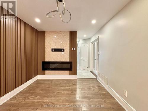 28 Hendricks Crescent, Brampton, ON - Indoor Photo Showing Other Room