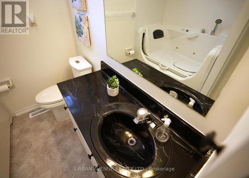 Main floor - 4 piece bath - 2125 Lynn Heights Drive, Pickering, ON - Indoor Photo Showing Laundry Room