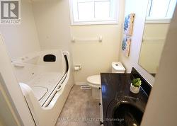 Main floor - 4 piece - Assisto Tub - 