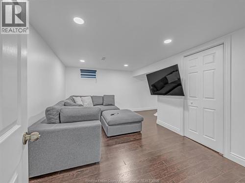 1596 Olive Road, Windsor, ON - Indoor