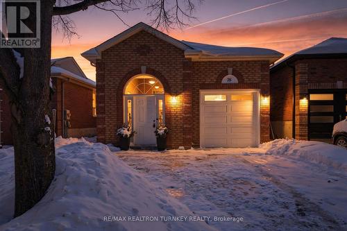 78 CLEARMEADOW BOULEVARD  Newmarket, ON L3X 2M6