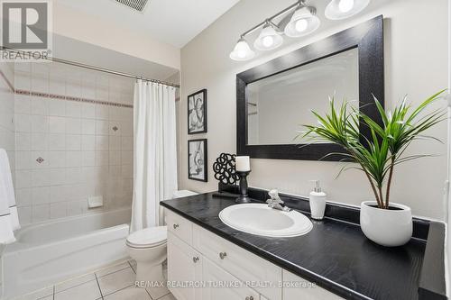 78 Clearmeadow Boulevard, Newmarket, ON - Indoor Photo Showing Bathroom