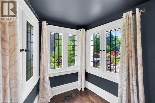 14 Robinson Street S, Grimsby, ON -  Photo Showing Other Room