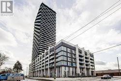 516 - 36 ZORRA STREET  Toronto, ON M8Z 4Z7