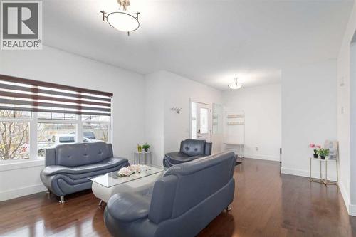 110 Merganser Crescent, Fort Mcmurray, AB - Indoor Photo Showing Other Room