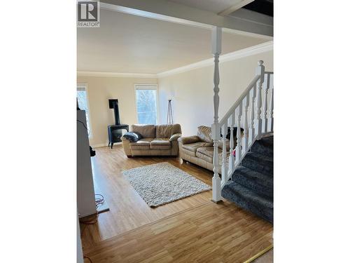 10616 102 Street, Fort St. John, BC - Indoor Photo Showing Living Room