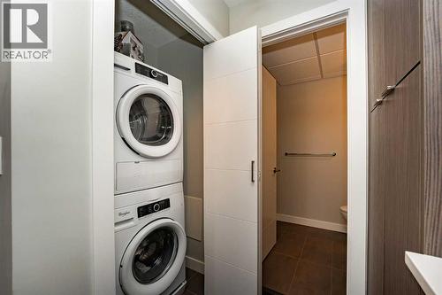 2311, 95 Burma Star Road Sw, Calgary, AB - Indoor Photo Showing Laundry Room