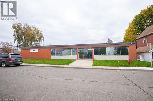 42 Niagara Street, Hamilton, ON 