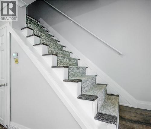 303 Hunter Street W, Hamilton, ON - Indoor Photo Showing Other Room