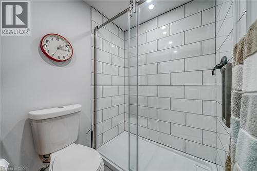 215 Munnoch Boulevard, Woodstock, ON - Indoor Photo Showing Bathroom