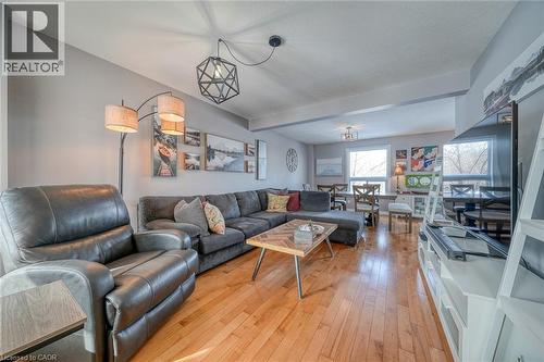 215 Munnoch Boulevard, Woodstock, ON - Indoor Photo Showing Living Room