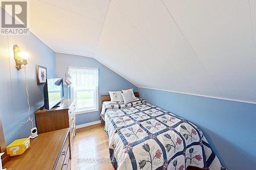 73053 Bluewater Highway, Bluewater (Hay), ON - Indoor Photo Showing Bedroom