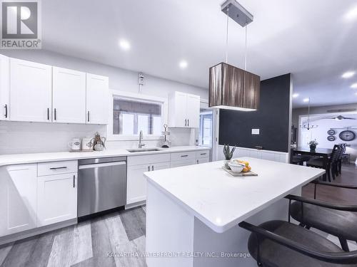 1170 English Circle, Highlands East (Glamorgan), ON - Indoor Photo Showing Kitchen