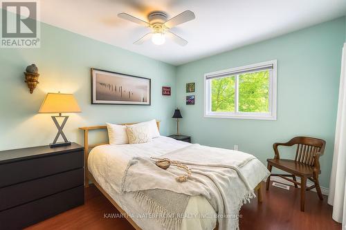 Bedroom 2 - 1170 English Circle, Highlands East (Glamorgan), ON - Indoor Photo Showing Bedroom