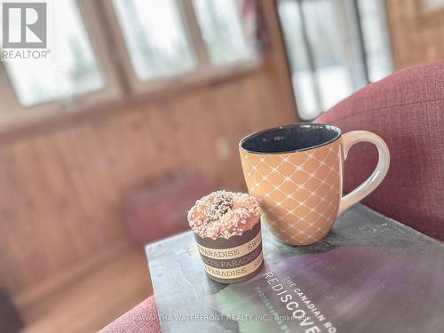 1170 English Circle, Highlands East (Glamorgan), ON - Indoor Photo Showing Other Room