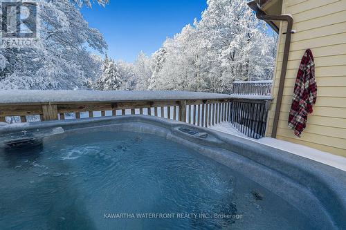 Hot Tub overlooking private pond - 1170 English Circle, Highlands East (Glamorgan), ON - Outdoor