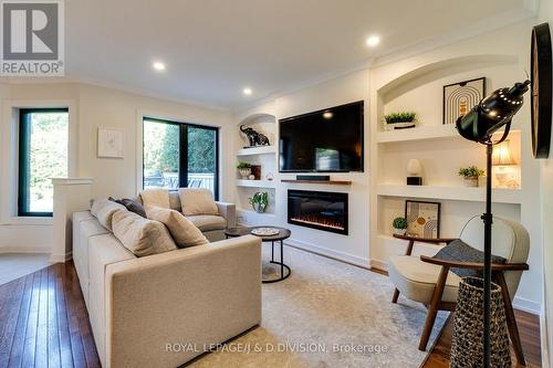2448 Capilano Crescent, Oakville, ON - Indoor Photo Showing Living Room With Fireplace
