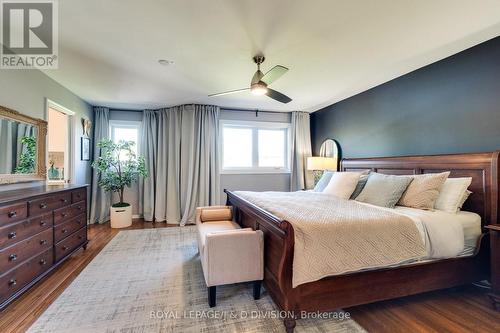 2448 Capilano Crescent, Oakville, ON - Indoor Photo Showing Bedroom