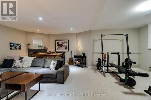 2448 Capilano Crescent, Oakville, ON - Indoor