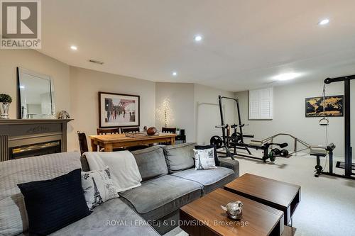 2448 Capilano Crescent, Oakville, ON - Indoor