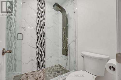 31 Bearwood Drive, Toronto, ON - Indoor Photo Showing Bathroom