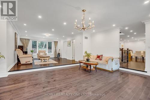 31 Bearwood Drive, Toronto, ON - Indoor