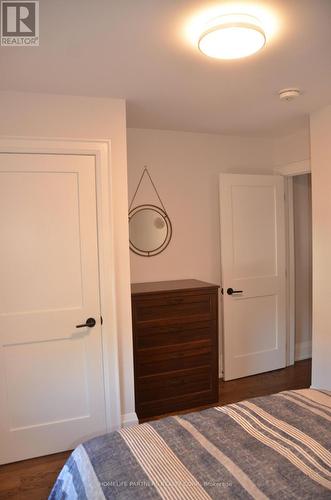 511 Indian Grove, Toronto, ON - Indoor Photo Showing Bedroom