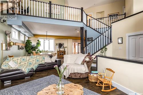 12 Vickar Place, Melfort, SK - Indoor