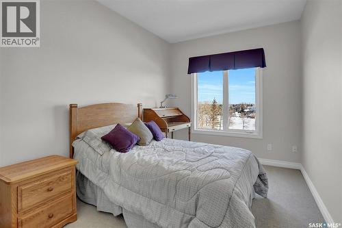 403 3101 Renfrew Crescent E, Regina, SK - Indoor Photo Showing Bedroom