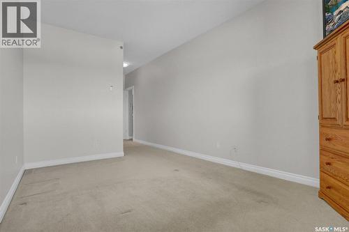403 3101 Renfrew Crescent E, Regina, SK - Indoor Photo Showing Other Room