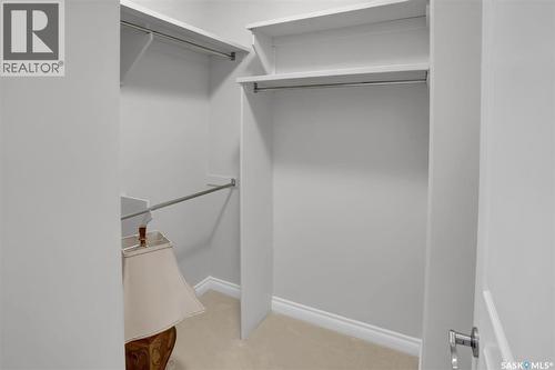 403 3101 Renfrew Crescent E, Regina, SK - Indoor With Storage