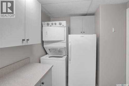 403 3101 Renfrew Crescent E, Regina, SK - Indoor Photo Showing Laundry Room