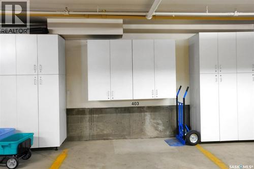 403 3101 Renfrew Crescent E, Regina, SK - Indoor Photo Showing Garage