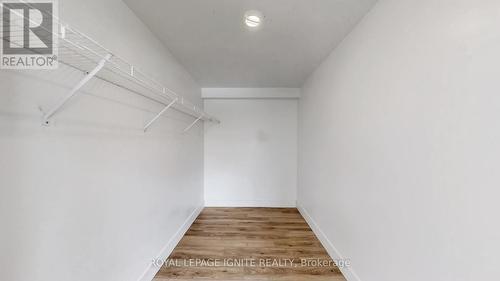 10 - 105 Andover Drive, London South, ON - Indoor