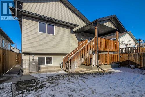 380 Grizzly Crescent N, Lethbridge, AB - Outdoor With Exterior