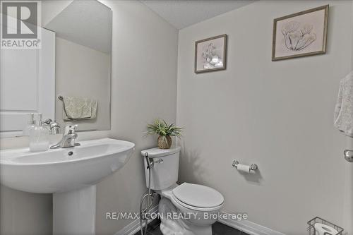 21D - 1989 Ottawa Street S, Kitchener, ON - Indoor Photo Showing Bathroom