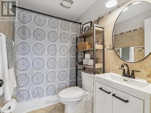 659 Upper Wentworth Street, Hamilton, ON - Indoor Photo Showing Bathroom
