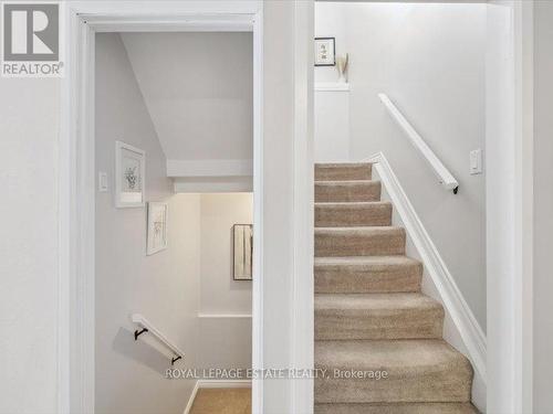 659 Upper Wentworth Street, Hamilton, ON - Indoor Photo Showing Other Room