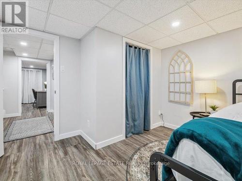 659 Upper Wentworth Street, Hamilton, ON - Indoor Photo Showing Bedroom