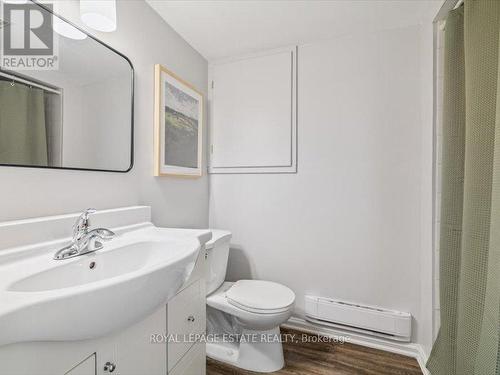 659 Upper Wentworth Street, Hamilton, ON - Indoor Photo Showing Bathroom