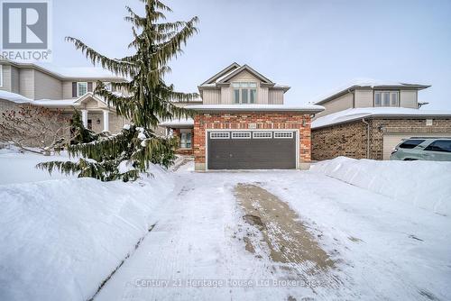 215 MUNNOCH BOULEVARD  Woodstock (Woodstock - North), ON N4T 1V7