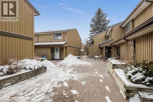 505, 3131 63 Avenue Sw, Calgary, AB - Outdoor