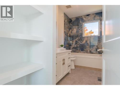 2690 Monte Christo Street, Rossland, BC - Indoor Photo Showing Bathroom