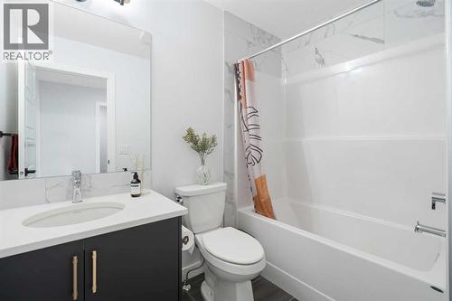 158 Ambleton Drive Nw, Calgary, AB - Indoor Photo Showing Bathroom