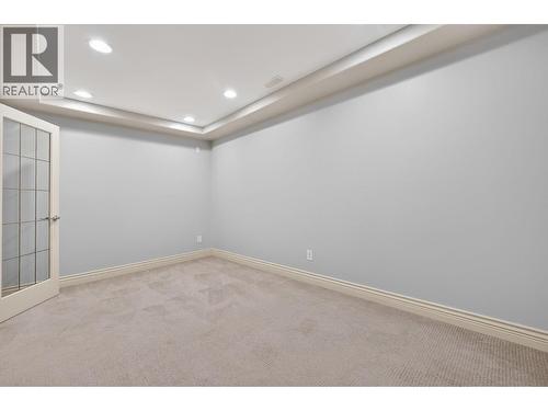 Inlaw suite den/bedroom - 867 Steele Road, Kelowna, BC - Indoor Photo Showing Other Room