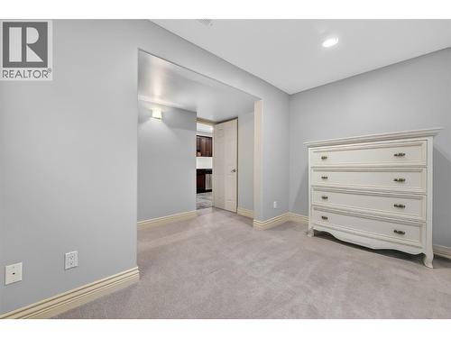 This photo has been virtually staged. - 867 Steele Road, Kelowna, BC - Indoor