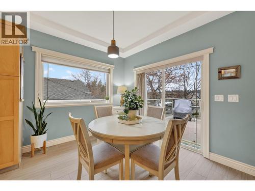 Breakfast nook - 867 Steele Road, Kelowna, BC - Indoor Photo Showing Dining Room