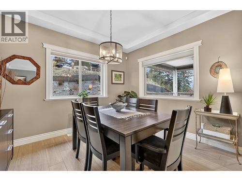Dining room - 867 Steele Road, Kelowna, BC - Indoor Photo Showing Dining Room